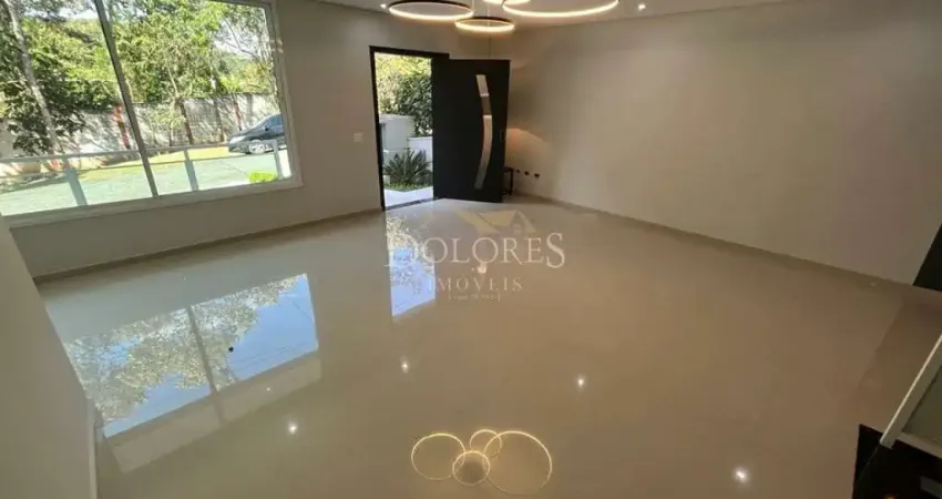 Casa em condomínio fechado com 4 quartos para alugar na Estrada do Itapeti, 100, Aruã, Mogi das Cruzes