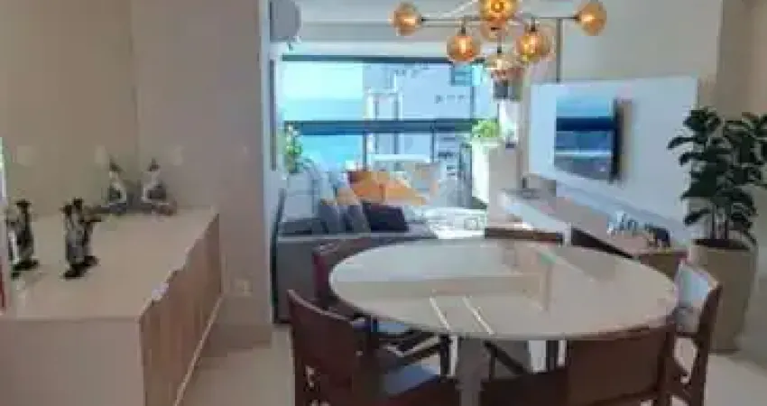 Edifício costa brava, 96 m², 3 quartos, 1 suíte, varanda, área de serviço, dependência completa, 2 vagas de garagem