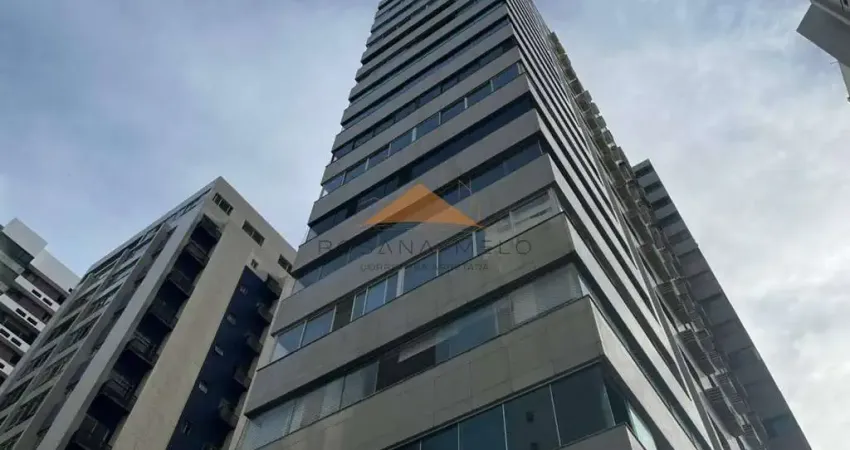 Edf. rio amazonas, apto 506m2, 4 quartos sendo duas suítes, banheiro social + de serviço, cozinha grande, sala para três ambientes.