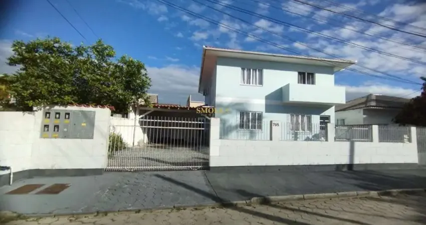 Prédio com 1 sala à venda na Rua José Xavier da Rosa, Carianos, Florianópolis