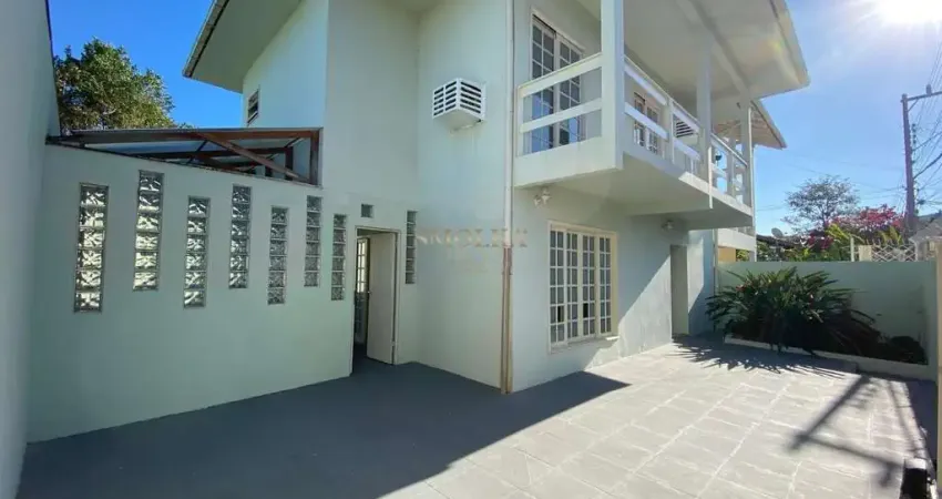 Casa em condomínio fechado com 4 quartos para alugar na Servidão Vassourinha, Rio Tavares, Florianópolis