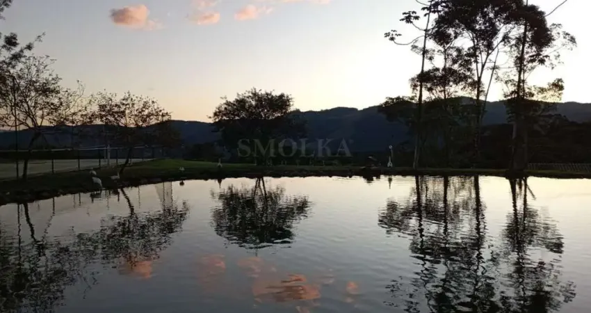 Terreno em condomínio fechado à venda no Braço São João, Santo Amaro da Imperatriz