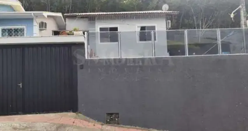 Casa em condomínio fechado com 3 quartos à venda na Rua Celésio Michels, Forquilhas, São José