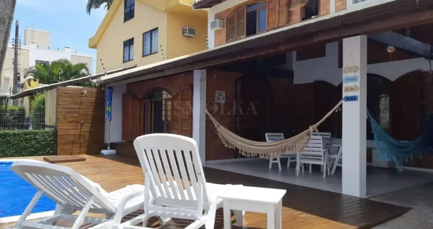 Casa em condomínio fechado com 4 quartos à venda na Rua José Rosa Cherem, Canasvieiras, Florianópolis