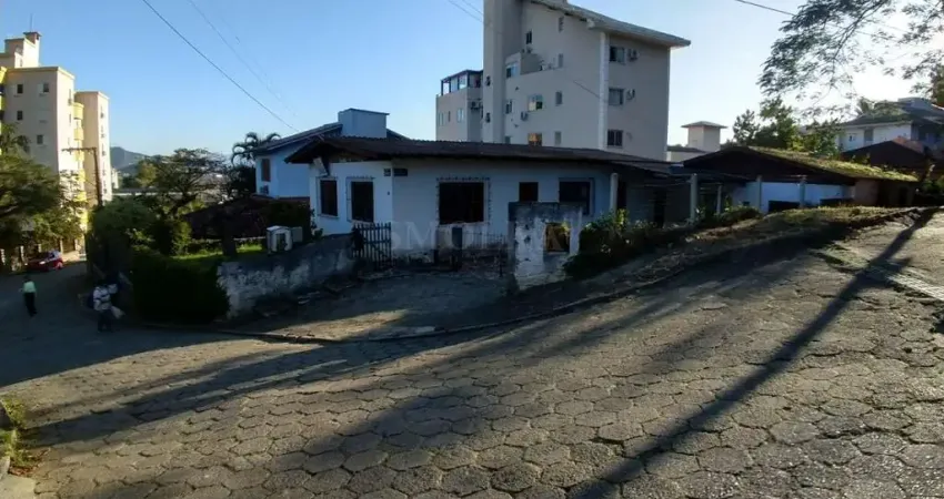 Terreno em condomínio fechado à venda na Rua João Gonzaga da Costa, Saco Grande, Florianópolis