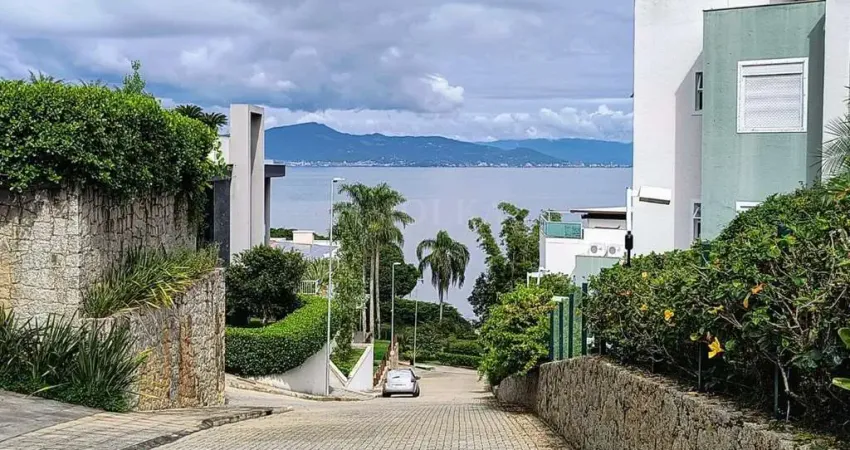 Casa em condomínio fechado com 3 quartos à venda na Estrada Haroldo Soares Glavan, Cacupé, Florianópolis