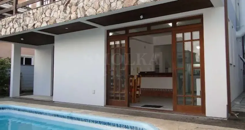 Casa em condomínio fechado com 5 quartos à venda na Rua Doutor Celso Nicodemus Lopes, João Paulo, Florianópolis