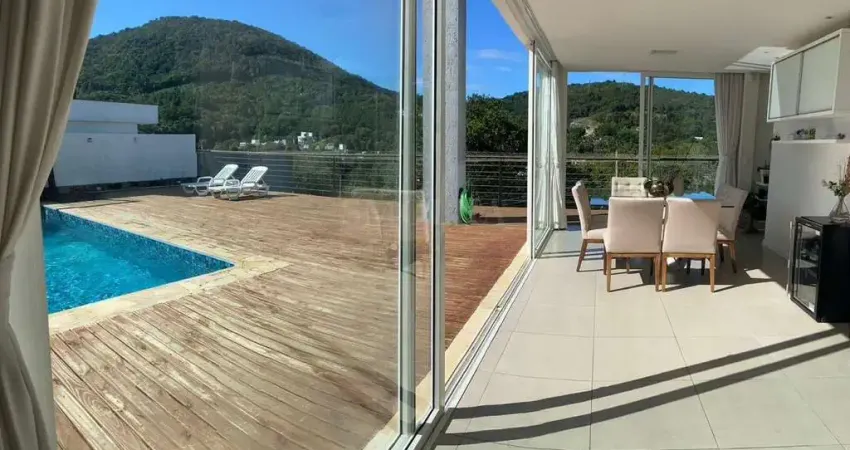 Casa em condomínio fechado com 4 quartos à venda na Rodovia Admar Gonzaga, Itacorubi, Florianópolis