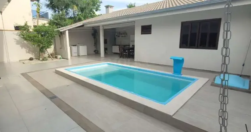 Casa em condomínio fechado com 3 quartos à venda na Rua da Saracura, Pedra Branca, Palhoça