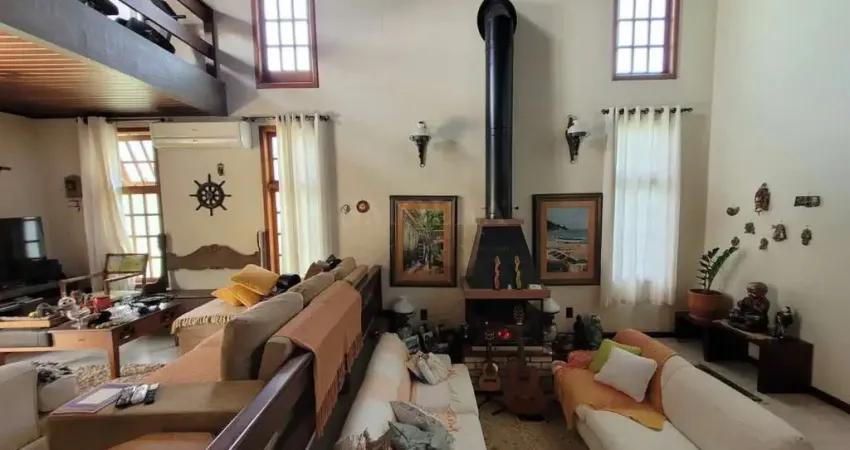 Casa em condomínio fechado com 3 quartos à venda na Rua João Rocha, Campeche, Florianópolis