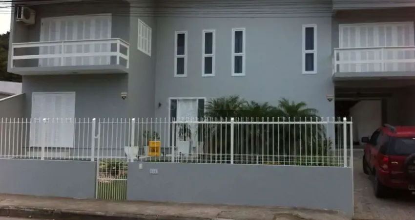 Casa em condomínio fechado com 4 quartos à venda na Rua Pau de Canela, Rio Tavares, Florianópolis