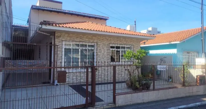 Casa em condomínio fechado com 6 quartos à venda na Rua Juan Ganzo Fernandes, Saco dos Limões, Florianópolis