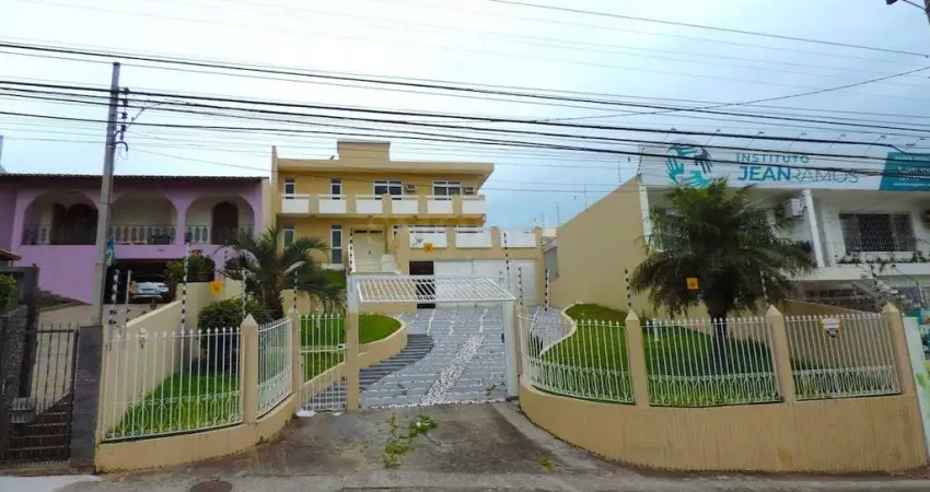 Casa em condomínio fechado com 4 quartos à venda na Rua Waldemar Ouriques, Capoeiras, Florianópolis