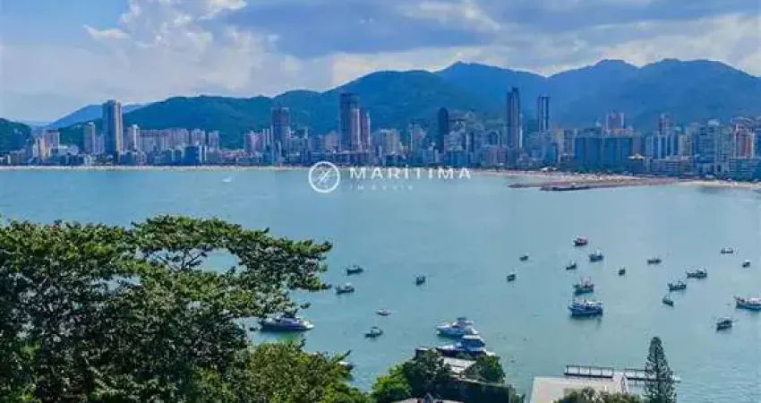 Casa com 4 quartos à venda no Canto da Praia, Itapema 