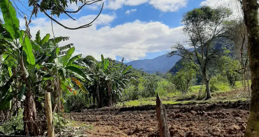 Terreno à venda na Praça Barão de Tinguá, 1, Tinguá, Nova Iguaçu