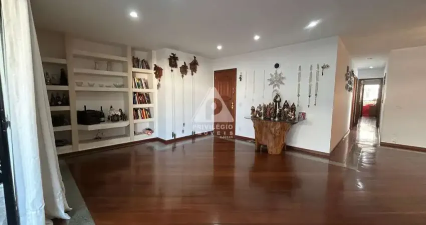 Amplo apartamento no recreio dos bandeirantes – 3 quartos -180m²