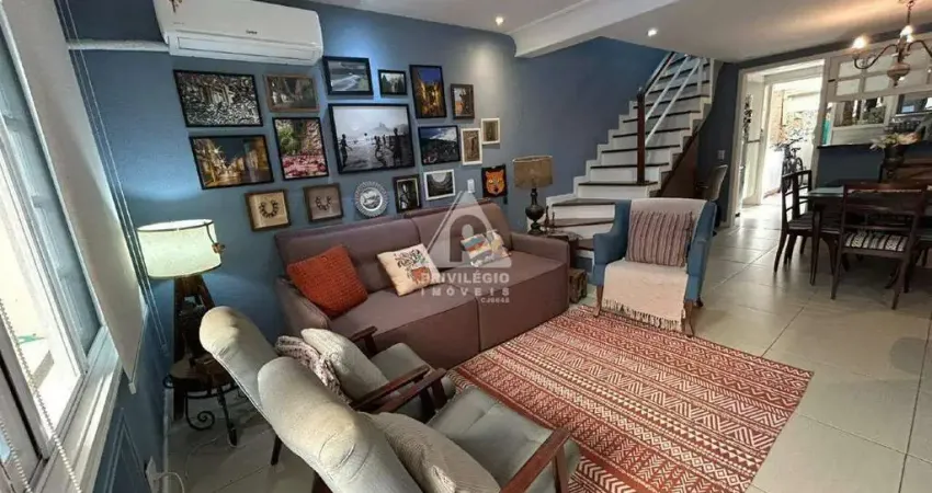 Casa em condomínio fechado com 4 quartos à venda na Avenida Jarbas de Carvalho, Recreio dos Bandeirantes, Rio de Janeiro