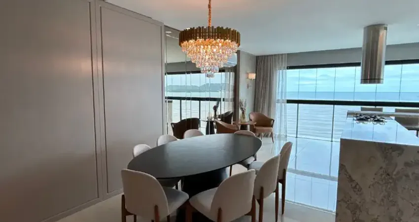 Frente mar mais exclusivo da meia praia em frente ao hardrock finamente mobiliado e decorado