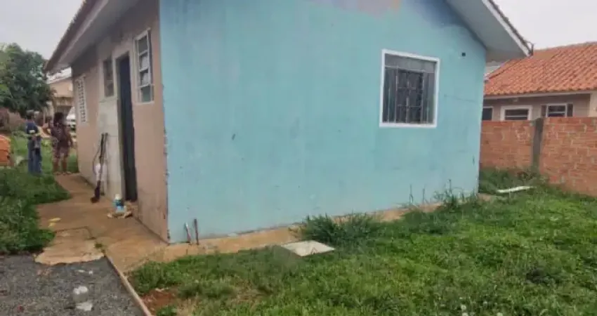 Casa reformada com espaço amplo, excelente para quem procura individualidade