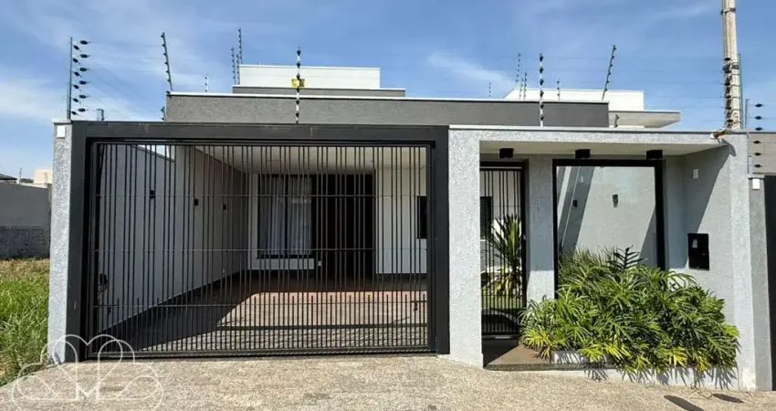 Casa com 2 quartos à venda na Pioneiro Izidoro Pereira da Fonseca, 637, Bom Jardim, Maringá