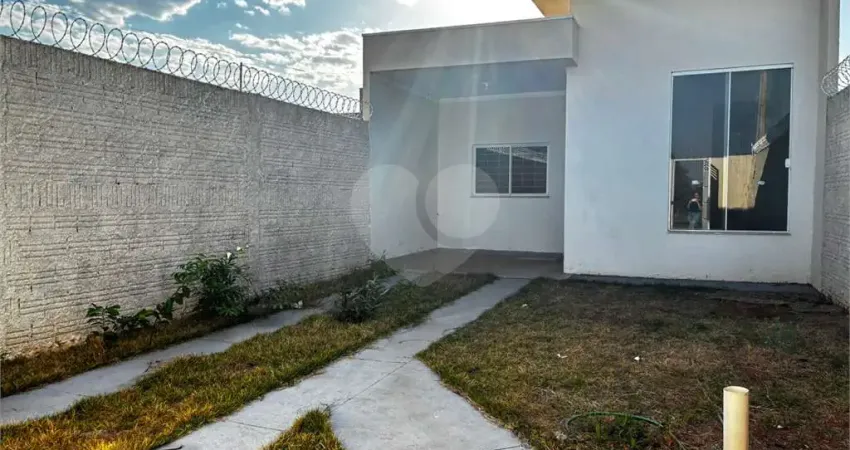 Casa à venda ou para alugar com 3 quartos em jardim bela vista, três lagoas - ms