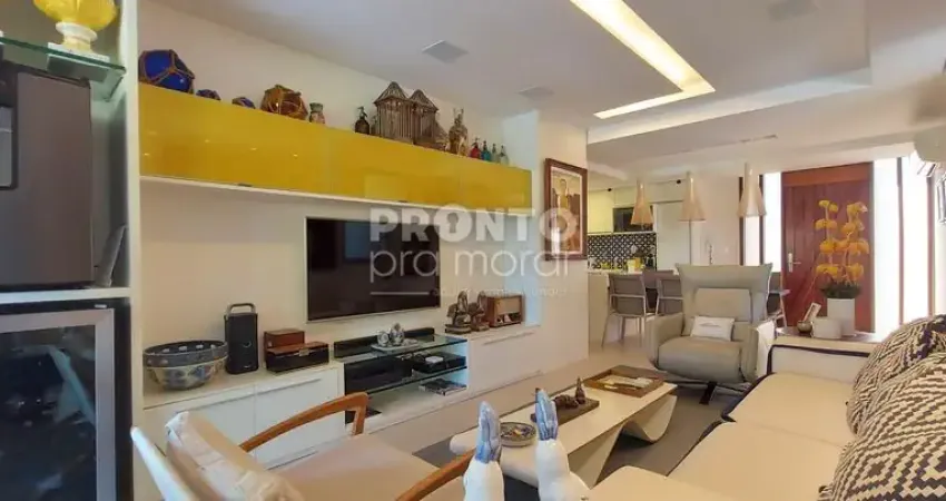 Excelente bangalô mobiliado localizado na praia de muro alto, com 240,00m² de área útil.