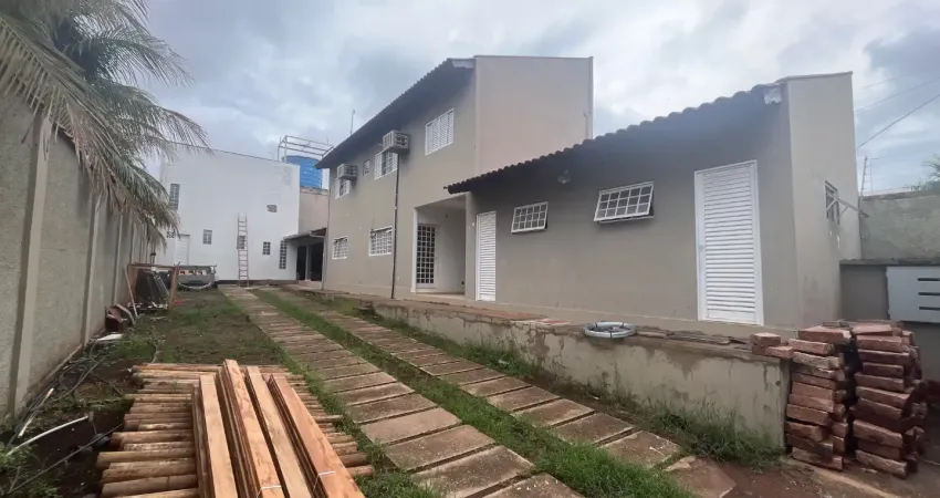 Alugo sobrado comercial no santa cruz i, próximo à verdão material de construção da estrada do moinho