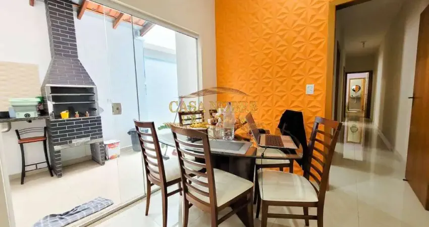 Casa térrea em via pública com terreno de 150m² (5x30) e a.c. de 85m²