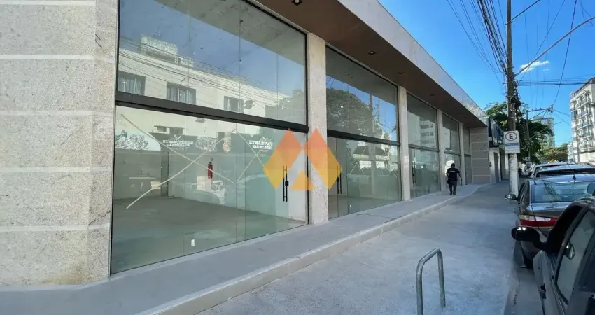 Lojas para locação no centro em macaé/rj, loja nova com 100m2 e banheiro.