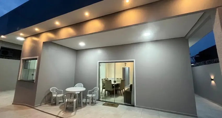 Linda casa pronta para morar, localizada em um dos bairros mais valorizados de manaus! parque 10 próximo ao csu