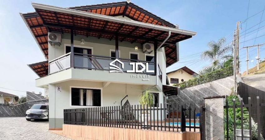 Casa com 6 quartos à venda no Garcia, Blumenau 