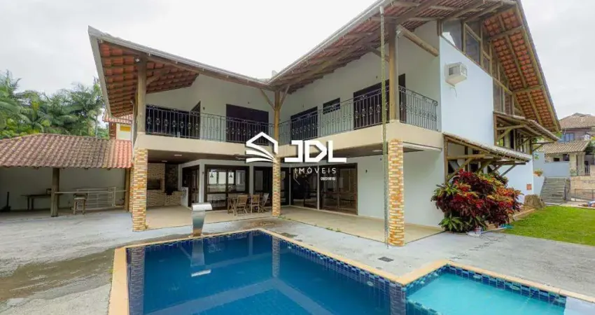 Casa com 4 quartos à venda na Escola Agrícola, Blumenau 