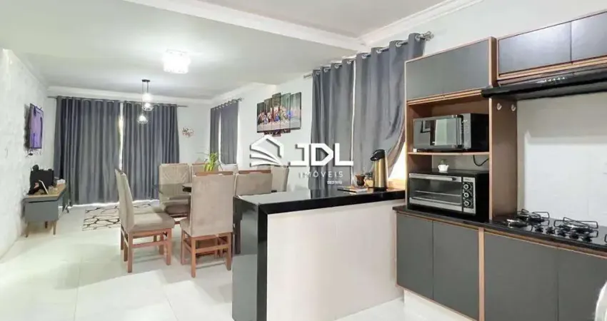 Casa averbada no bairro Escola Agrícola por R$ 690.000,00