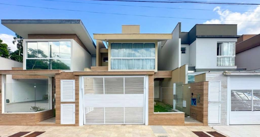 Casa com 2 dormitórios à venda, 205 m² por R$ 1.350.000,00 - Velha - Blumenau/SC