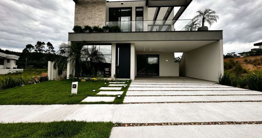 Casa com 3 dormitórios à venda, 363 m² por R$ 2.000.000,00 - Ponta Aguda - Blumenau/SC