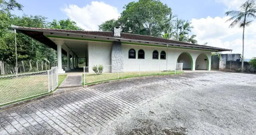 Casa com 3 dormitórios à venda, 306 m² por R$ 1.990.000,00 - Itoupava Seca - Blumenau/SC
