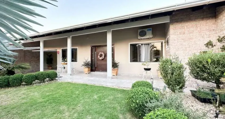 Casa com 3 quartos à venda no Velha, Blumenau 