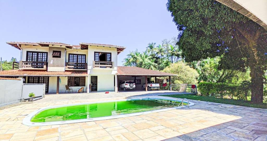 Casa com 5 quartos à venda no Ponta Aguda, Blumenau 
