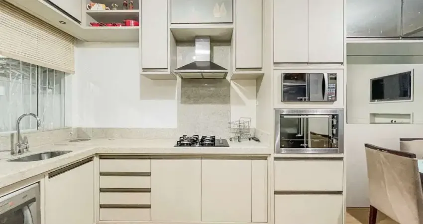 Casa com 3 dormitórios à venda, 137 m² por R$ 699.000,00 - Água Verde - Blumenau/SC