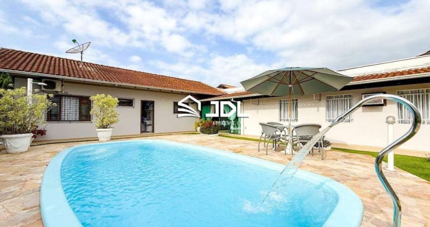 Casa com 3 quartos à venda no Velha Central, Blumenau 