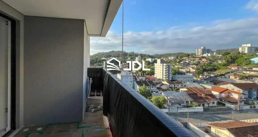 Apartamento com suíte, aquecimento a gás e lazer completo.