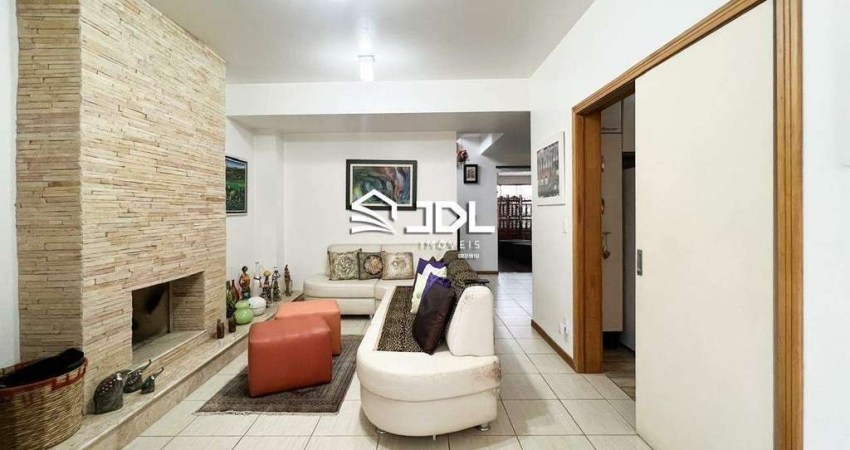 Excelente casa no bairro Vila Nova. Área do terreno com mais de 1.000m²