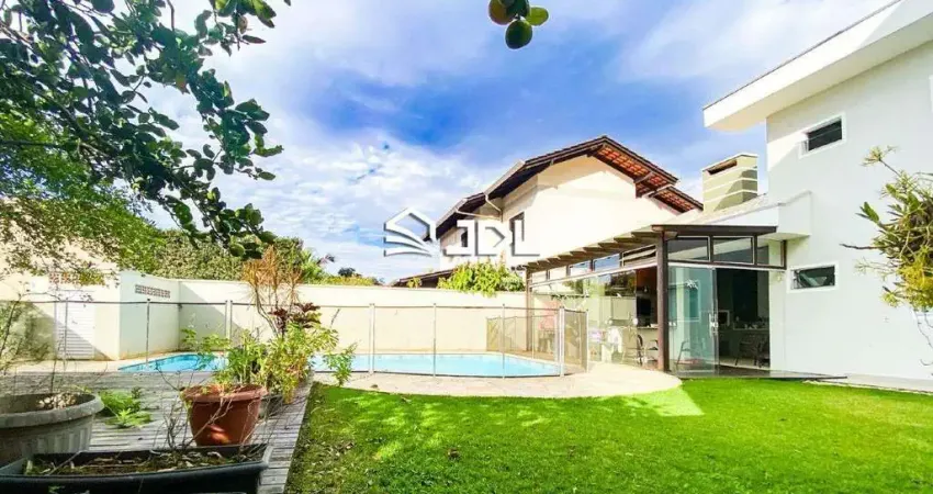 Casa com muito estilo no Bairro Passo Manso! Com piscina e muito espaço para aproveitar e receber amigos!