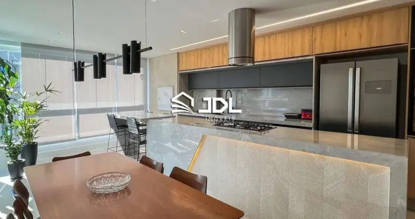 Apartamento com 3 suítes finamente mobiliado no bairro Vila Nova