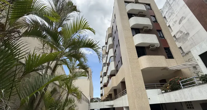 Cobertura duplex exclusivo com piscina privativa e vista mar no rio vermelho