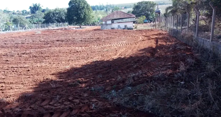 Lindo terreno pilar do sul, 3.000 m², chapadão, plano, alambrado, casa, poço, luz, doc. ok