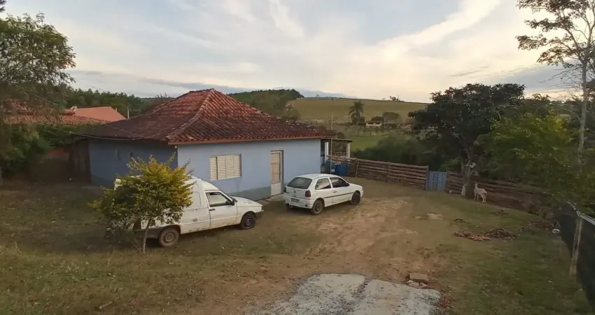 Linda chácara pilar do sul, 2.120 m², 1 km asfalto, 2 quartos, 2 lagos, sabesp, permuto.