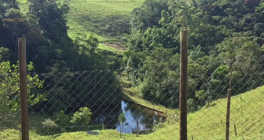 Lindo sítio pilar do sul, 17 alqueires, 8 alqueires abertos, casa, barracão, tanque, escritura