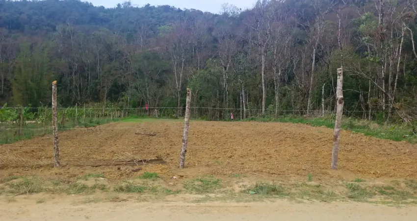 Lindo terreno tapiraí sp, 3.000 m², plano, energia, internet, riacho, doc. ok, facilito