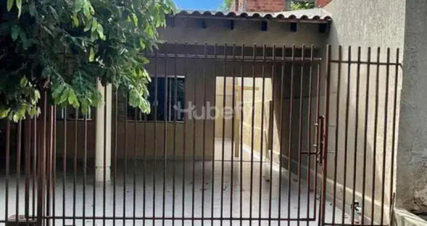 Casa com 3 quartos à venda no Parque Dom Pedro II, Umuarama